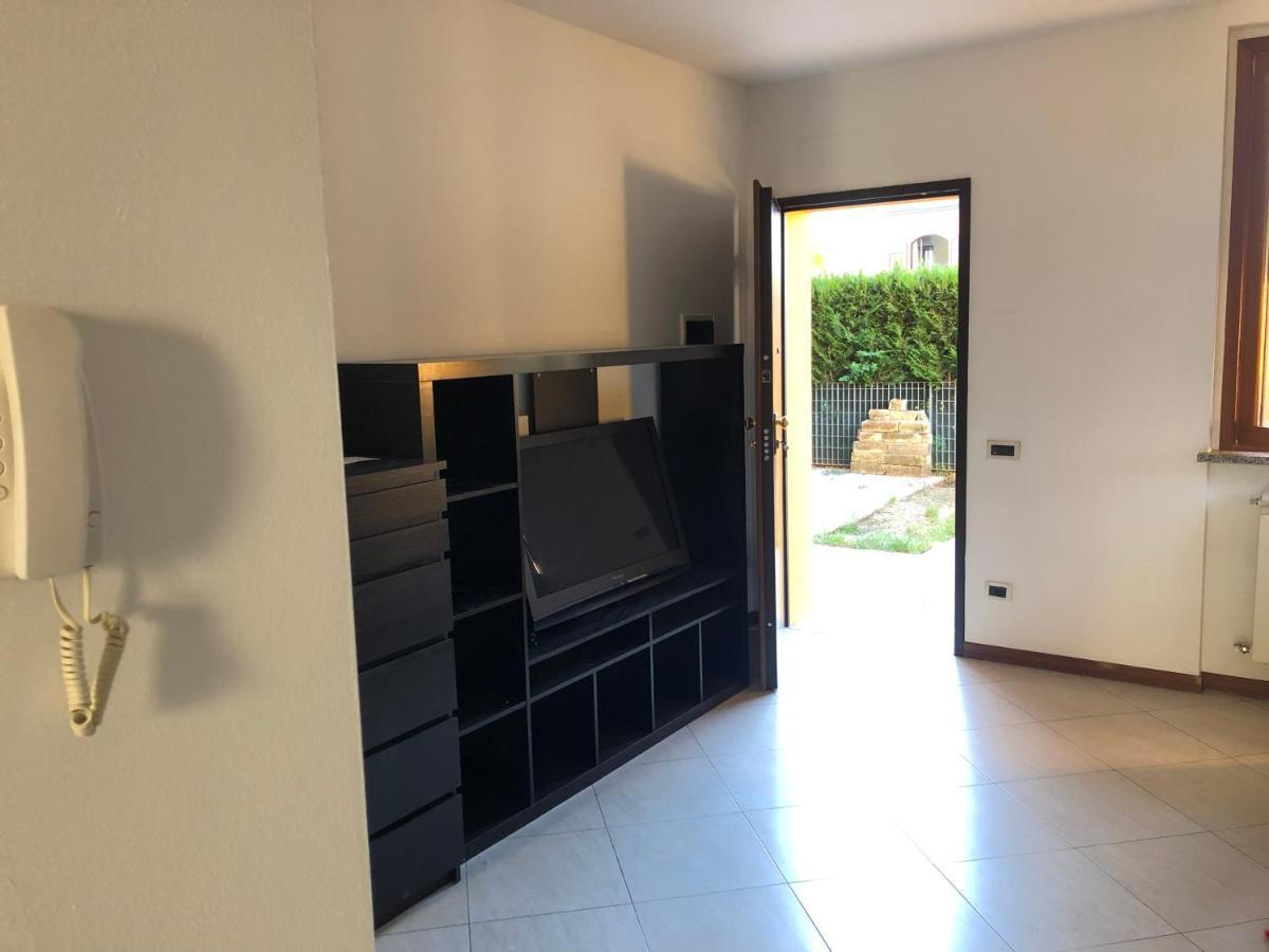 Trilocale In Villetta Piano Terra Indipendente Osio Sotto Εξωτερικό φωτογραφία